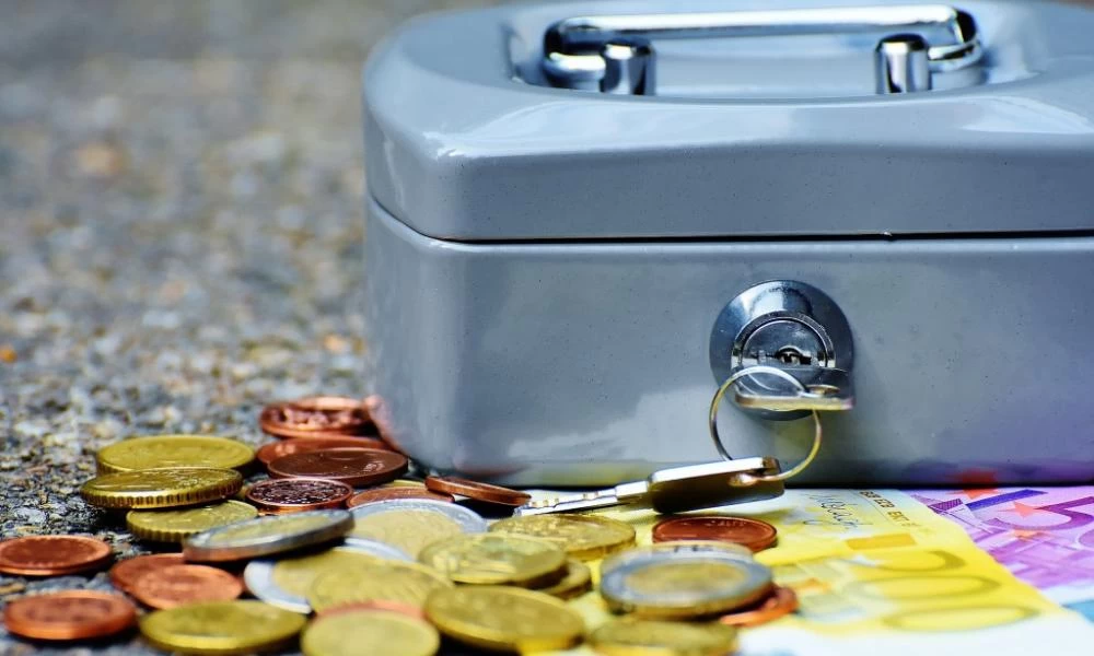 Τράπεζες: Στα 77 δις. η ρευστότητα που διαθέτουν αλλά η διάθεση για δανεισμό στο μηδέν